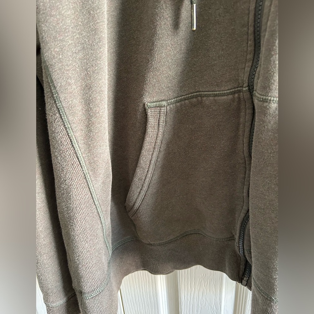 Champion Brownish/Gray Hoodie in Men’s XXL - Picture 3 of 6